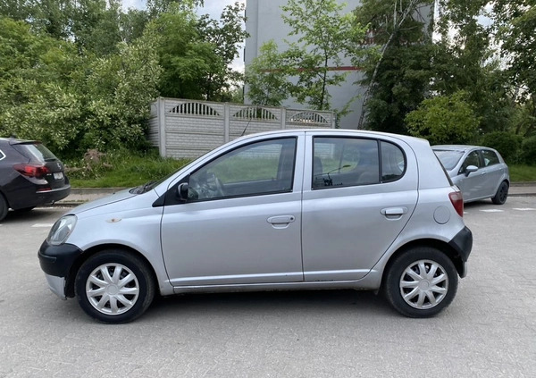 Toyota Yaris cena 3999 przebieg: 352967, rok produkcji 2000 z Poznań małe 352